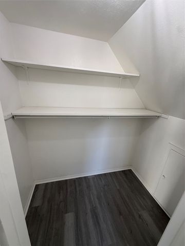 1404 Tatum Drive, Arlington, TX 76012