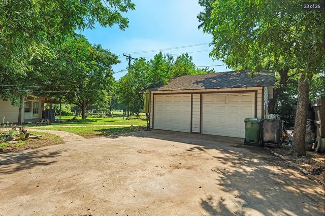 1404 Tatum Drive, Arlington, TX 76012