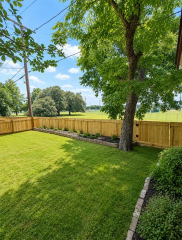 1404 Tatum Drive, Arlington, TX 76012