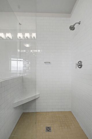900 20th Ave S Apt 1615, Nashville, TN 37212