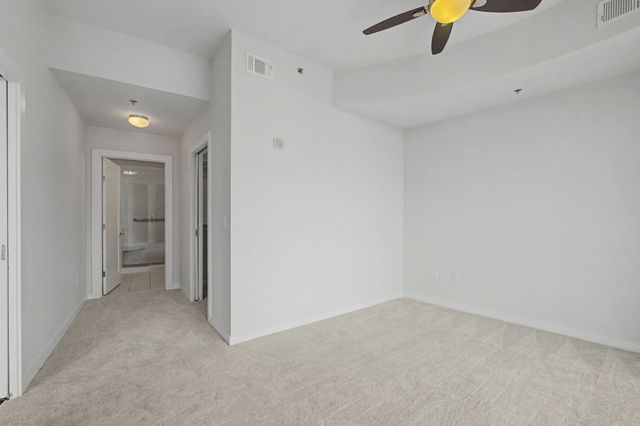 900 20th Ave S Apt 1615, Nashville, TN 37212