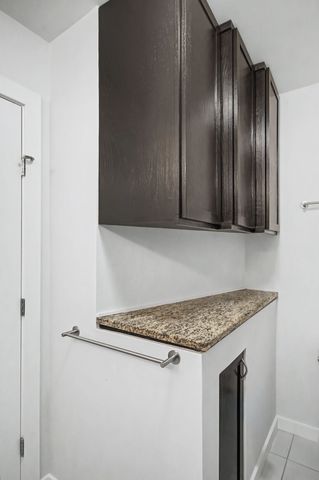 900 20th Ave S Apt 1615, Nashville, TN 37212