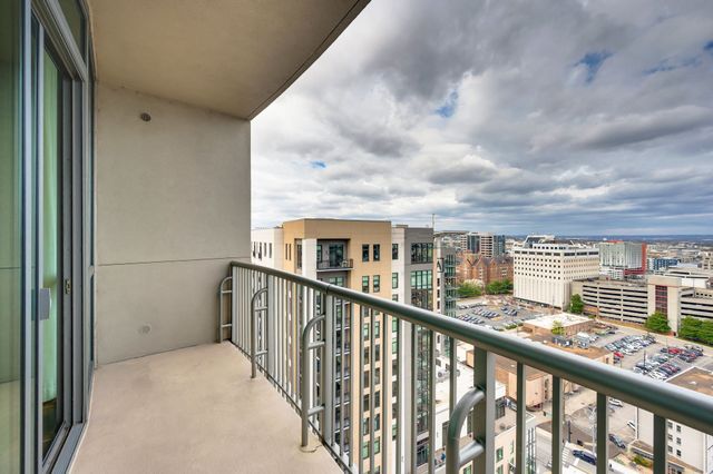 900 20th Ave S Apt 1615, Nashville, TN 37212