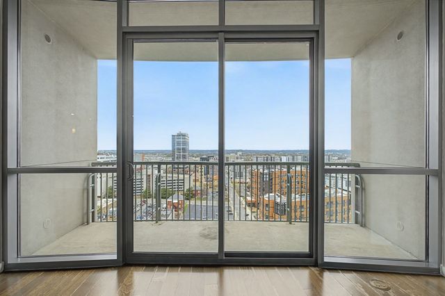 900 20th Ave S Apt 1615, Nashville, TN 37212