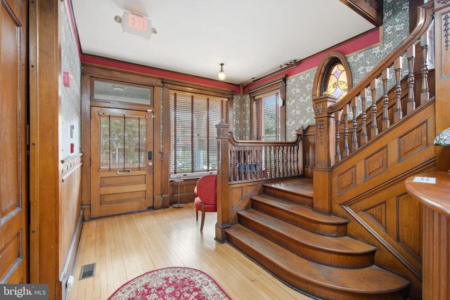 310 W BURKE ST, Martinsburg, WV 25401