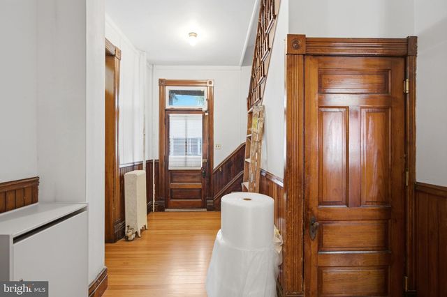 310 W BURKE ST, Martinsburg, WV 25401