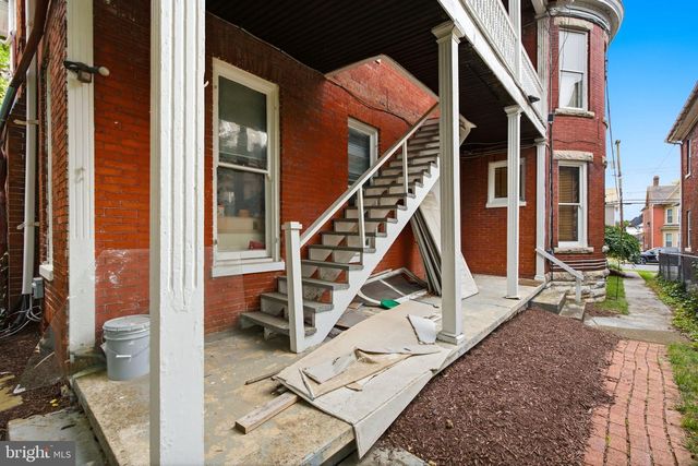 310 W BURKE ST, Martinsburg, WV 25401
