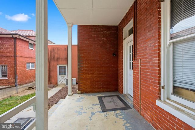310 W BURKE ST, Martinsburg, WV 25401