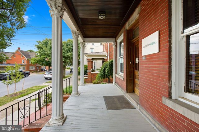 310 W BURKE ST, Martinsburg, WV 25401