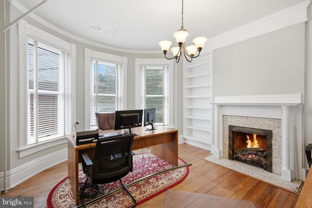 310 W BURKE ST, Martinsburg, WV 25401