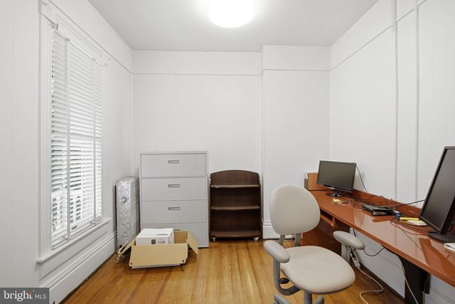 310 W BURKE ST, Martinsburg, WV 25401