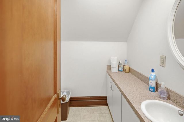 310 W BURKE ST, Martinsburg, WV 25401
