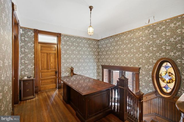 310 W BURKE ST, Martinsburg, WV 25401
