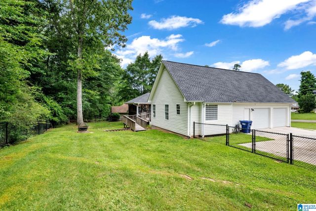 33 GREENBRIER LANE, Oneonta, AL 35121