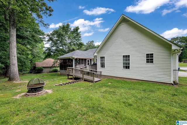 33 GREENBRIER LANE, Oneonta, AL 35121