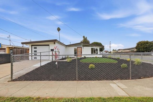 27707 La Porte Ave, Hayward, CA 94545