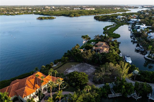 1290 HIDDEN HARBOR WAY, Sarasota, FL 34242