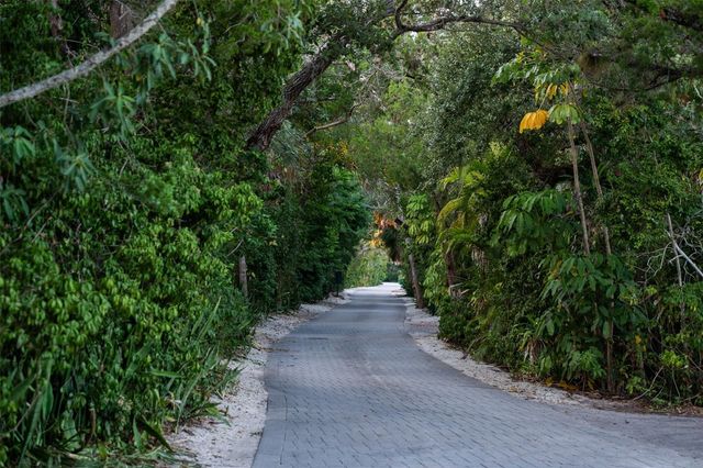 1290 HIDDEN HARBOR WAY, Sarasota, FL 34242