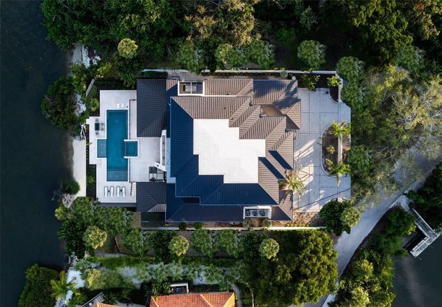 1290 HIDDEN HARBOR WAY, Sarasota, FL 34242