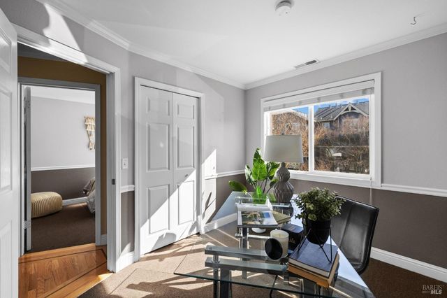 12 Rain Tree Ct, Petaluma, CA 94952