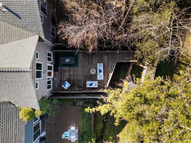 12 Rain Tree Ct, Petaluma, CA 94952