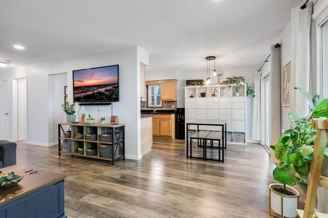 8910 Janero Avenue S, Cottage Grove, MN 55016