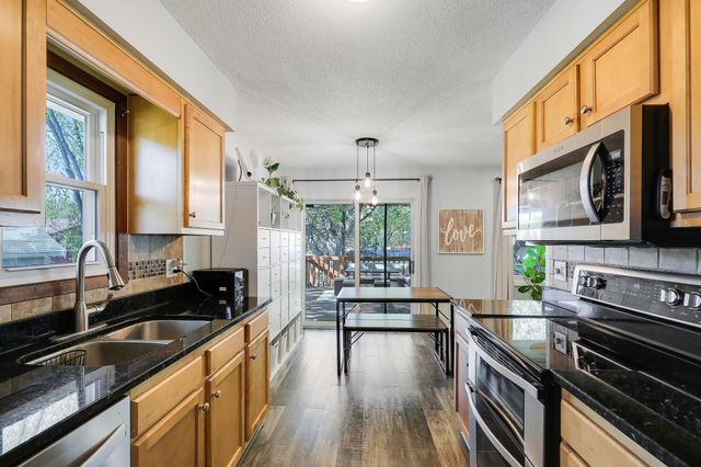 8910 Janero Avenue S, Cottage Grove, MN 55016