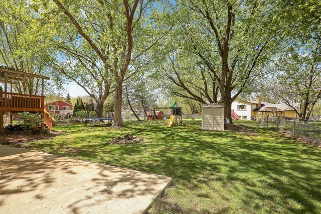 8910 Janero Avenue S, Cottage Grove, MN 55016