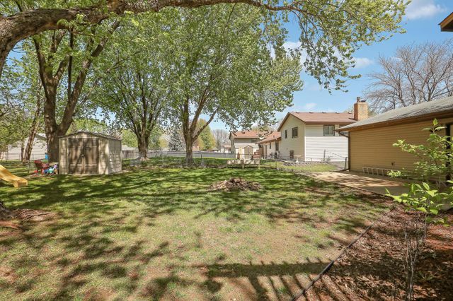 8910 Janero Avenue S, Cottage Grove, MN 55016