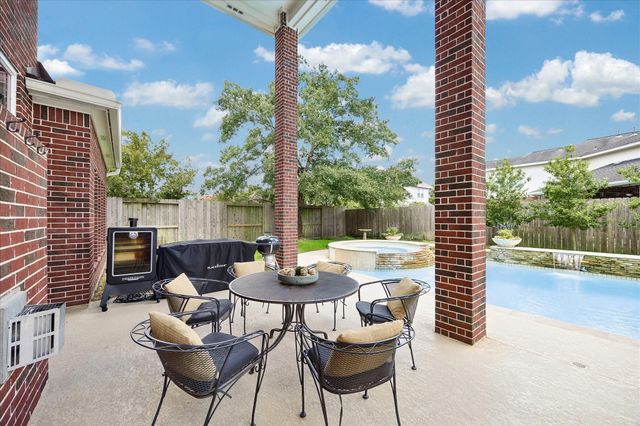 13518 Gainesway Drive, Cypress, TX 77429