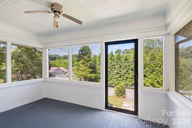 441 Main Street, Clyde, NC 28721