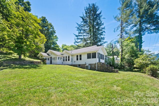 441 Main Street, Clyde, NC 28721