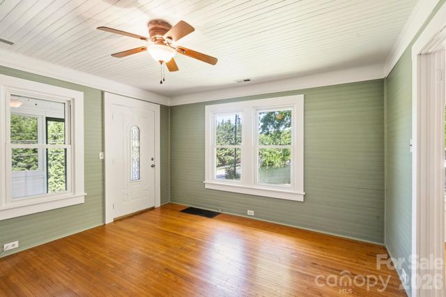 441 Main Street, Clyde, NC 28721