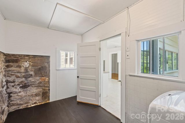 441 Main Street, Clyde, NC 28721