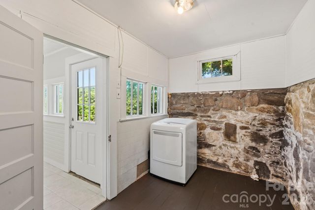 441 Main Street, Clyde, NC 28721