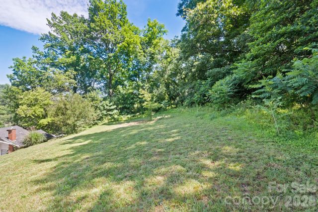 441 Main Street, Clyde, NC 28721