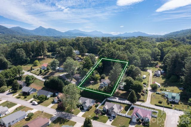 441 Main Street, Clyde, NC 28721
