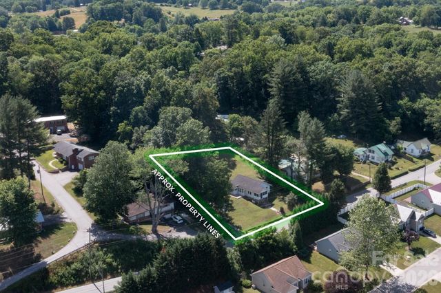 441 Main Street, Clyde, NC 28721