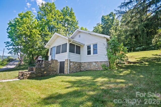 441 Main Street, Clyde, NC 28721