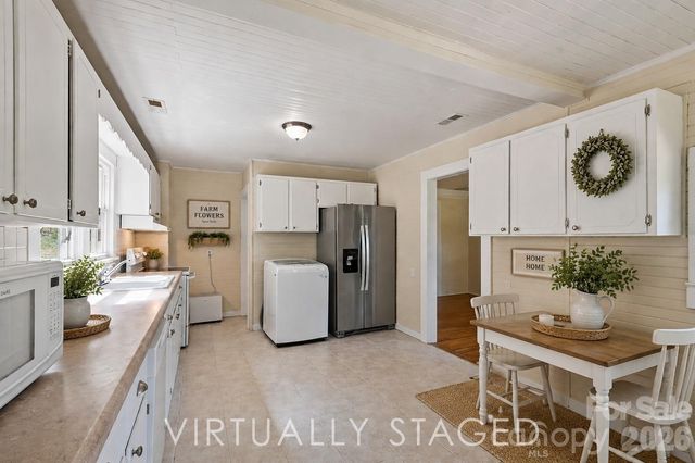 441 Main Street, Clyde, NC 28721