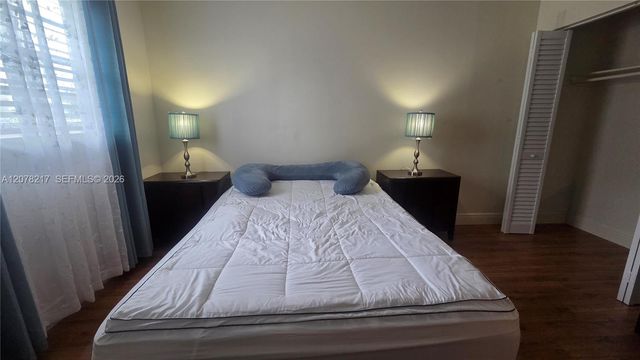 415 NE 2nd Street 105, Hallandale Beach, FL 33009