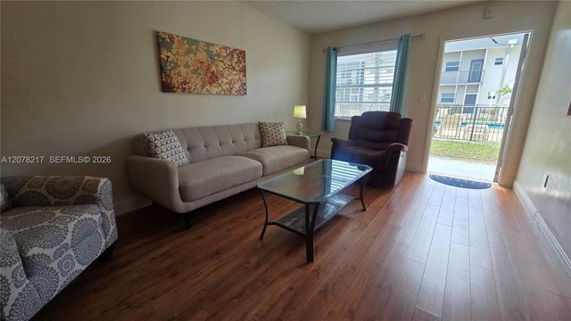 415 NE 2nd Street 105, Hallandale Beach, FL 33009