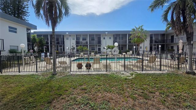 415 NE 2nd Street 105, Hallandale Beach, FL 33009