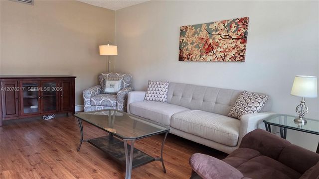 415 NE 2nd Street 105, Hallandale Beach, FL 33009