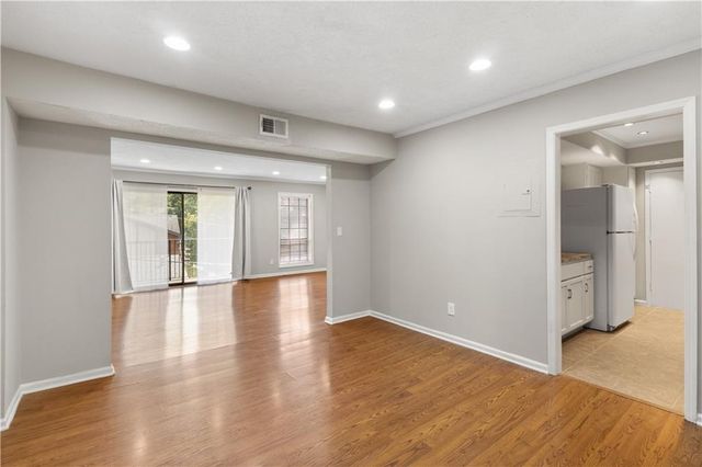 6851 Roswell Road O28, Atlanta, GA 30328