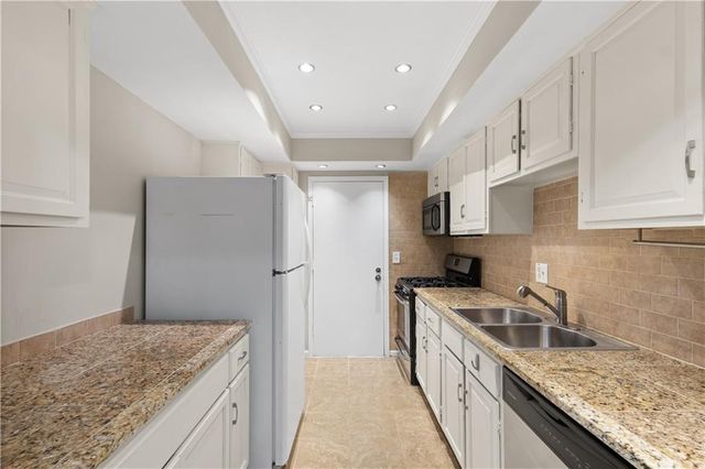 6851 Roswell Road O28, Atlanta, GA 30328