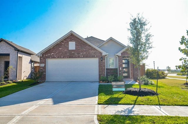 7402 Sunlit Harbor Dr, Cypress, TX 77433