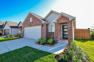7402 Sunlit Harbor Dr, Cypress, TX 77433