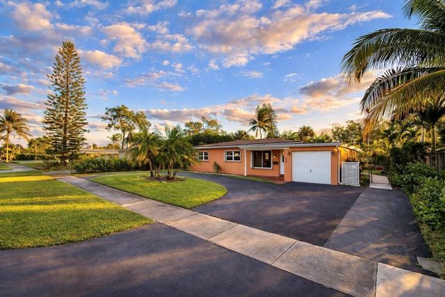 180 SW 9th Court, Pompano Beach, FL 33060