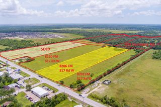 8206 Fm 517 Road W, League City, TX 77539